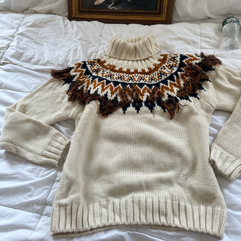 Adorable bohemian knit sweater in size small (oversized)